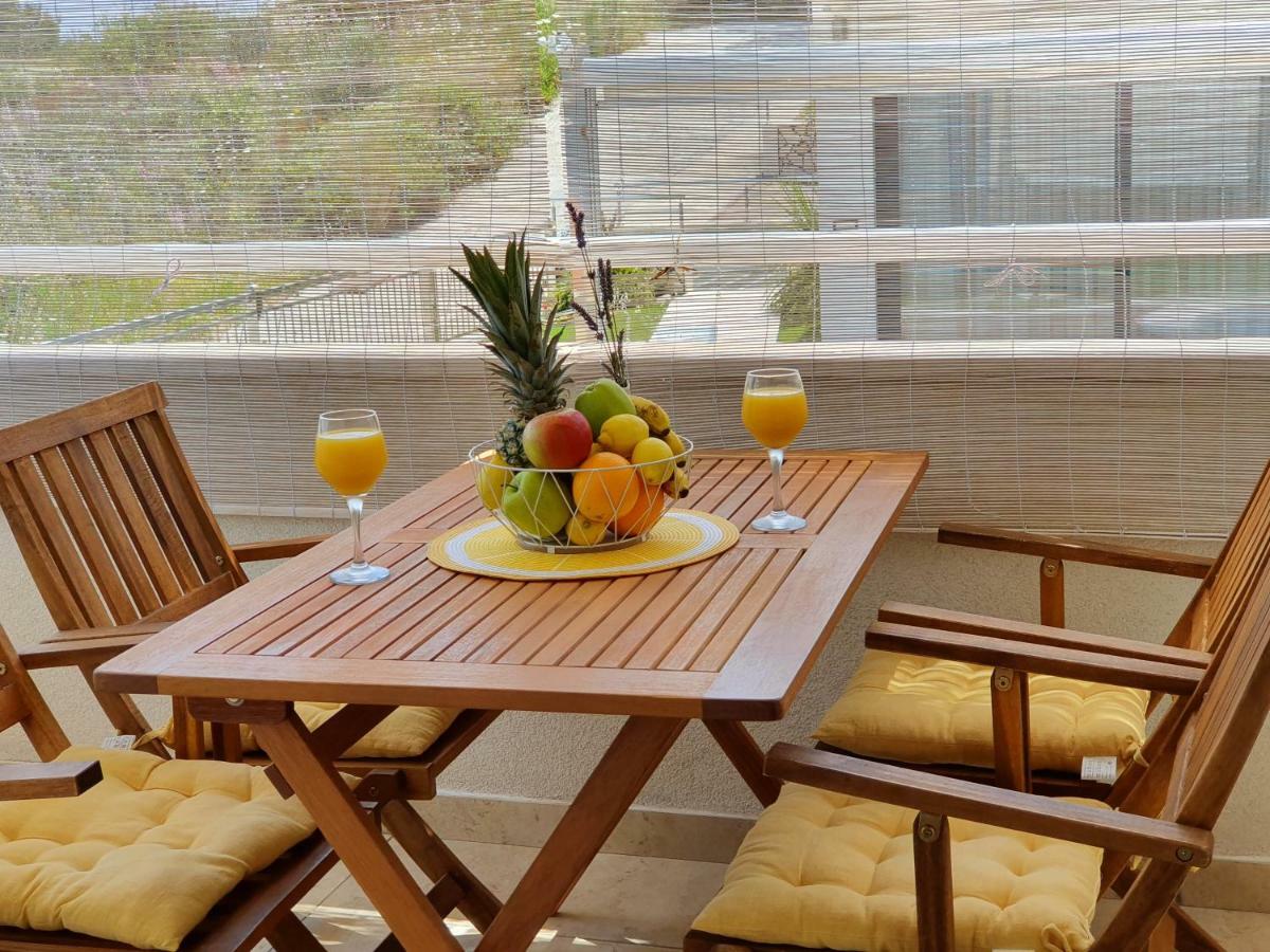 Apartment Tihana Трогир Екстериор снимка