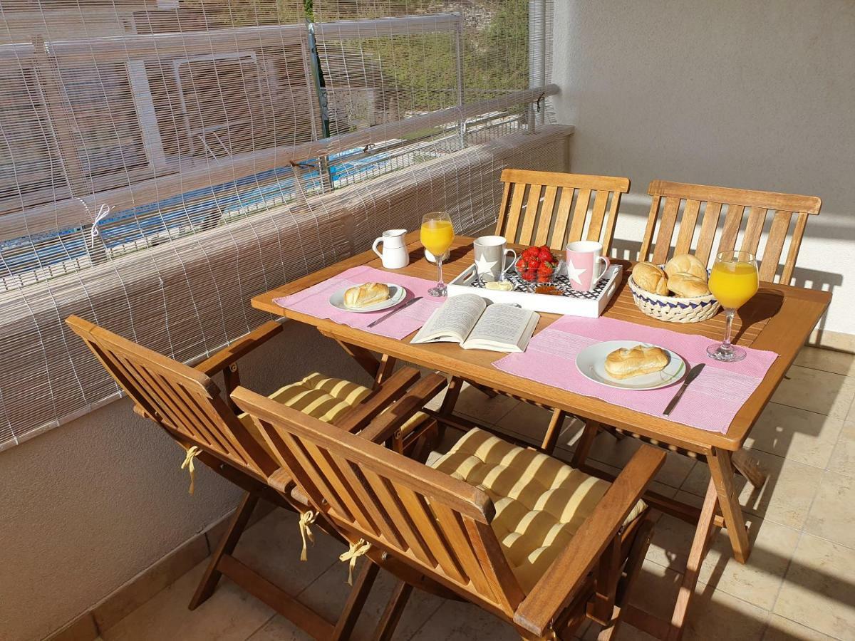 Apartment Tihana Трогир Екстериор снимка